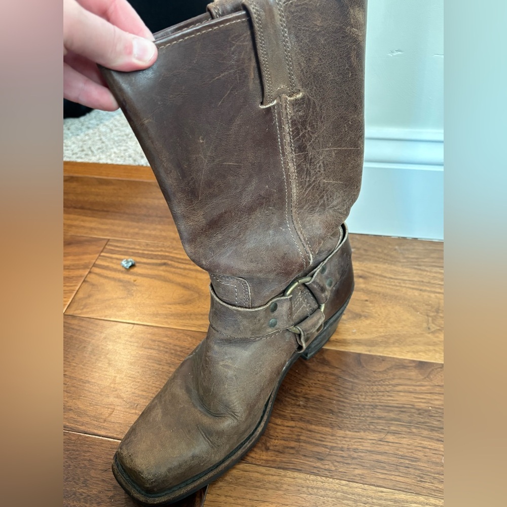 Frye Women's Harness 12R Brown Boots | Size 8 - Picture 7 of 10